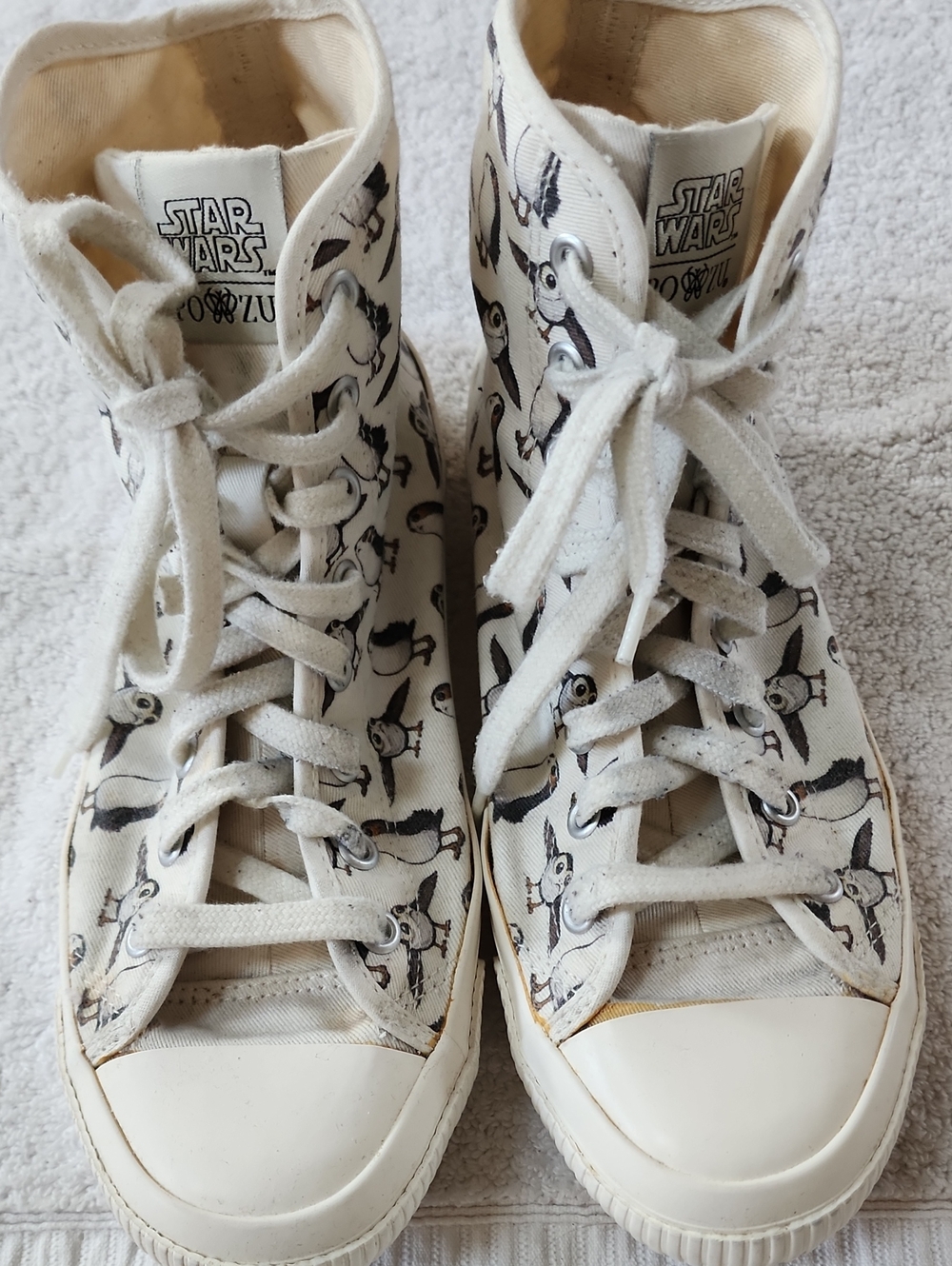 Star Wars Pozu Women's Cream Canvas High-Top Sneakers Size 8.5-9 Preowned